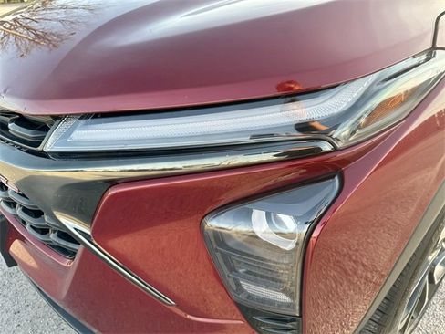 Used 2024 Chevrolet Trax RS image 36