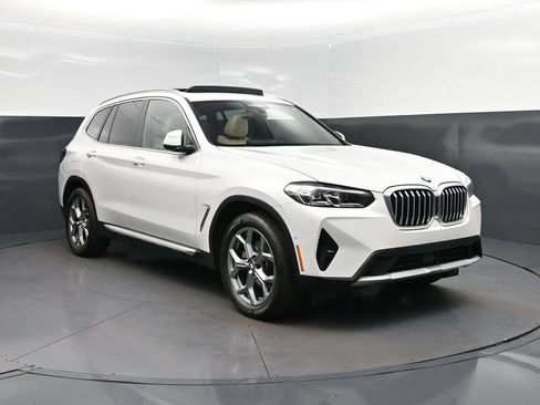 Certified 2024 BMW X3 sDrive30i w/ Premium Package RWD image 9