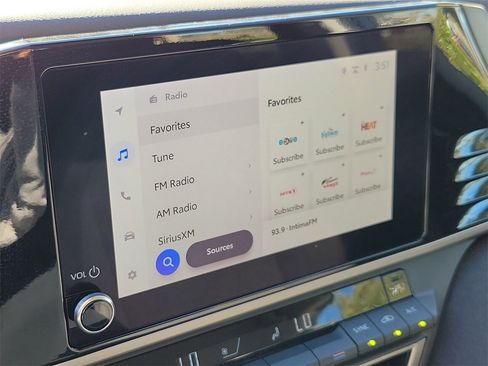 Used 2025 Toyota Camry LE image 25