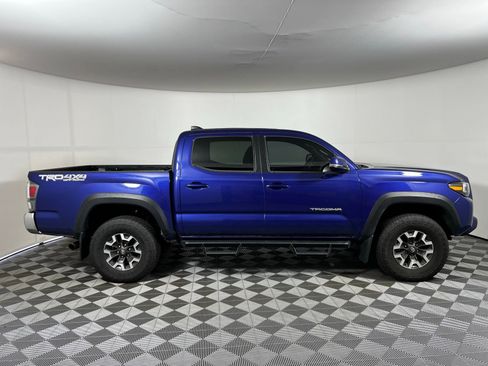 Certified 2023 Toyota Tacoma TRD Off-Road image 4