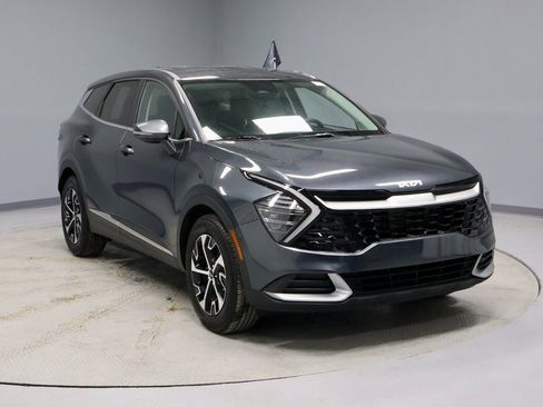 Used 2024 Kia Sportage EX image 1