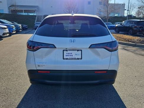 New 2026 Honda HR-V LX image 5