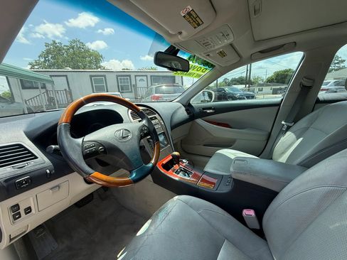 Used 2007 Lexus ES 350 w/ Premium Plus Pkg FWD image 12
