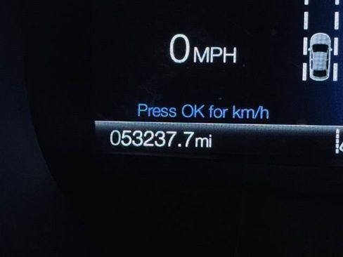 Used 2024 Ford Edge SEL image 27