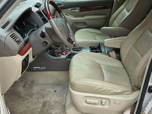 Used 2009 Lexus GX 470 image 9