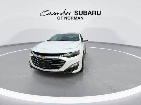 Used 2024 Chevrolet Malibu LT FWD image 3