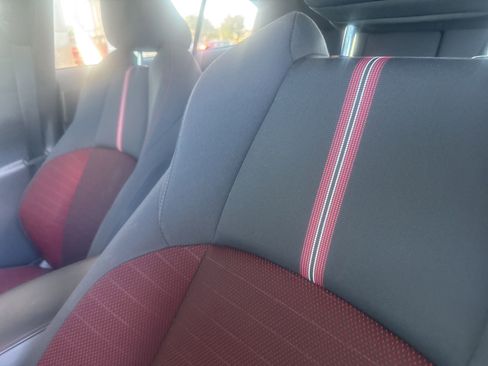 Used 2024 Toyota Corolla SE FWD image 8