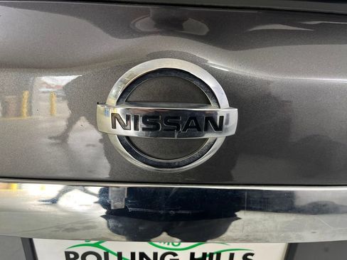 Used 2018 Nissan Pathfinder Platinum image 46