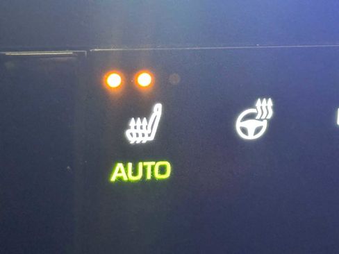 Certified 2025 Toyota bZ4X AWD image 15