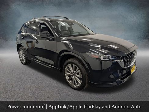 Used 2023 MAZDA CX-5 Signature AWD/4WD image 3