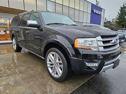 Used 2017 Ford Expedition EL Platinum image 3