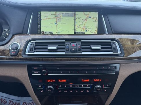 Used 2014 BMW 750Li xDrive image 13
