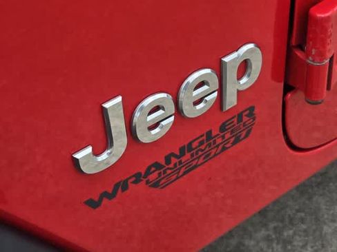 Used 2018 Jeep Wrangler Unlimited Sport S AWD/4WD image 7