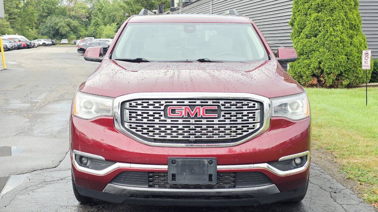 Used 2017 GMC Acadia Denali w/ Technology Package FWD image 9