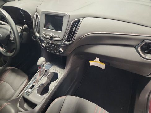 Used 2024 Chevrolet Equinox RS FWD image 27