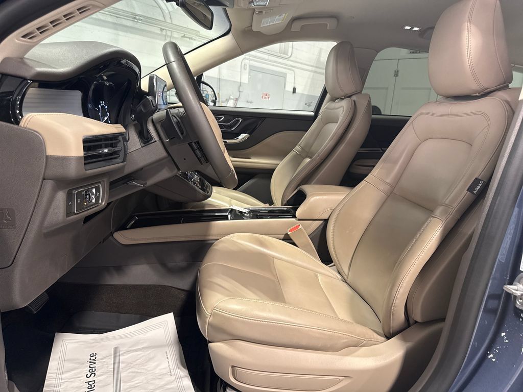 Used 2022 Lincoln Corsair FWD image 27