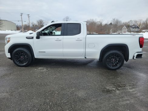 Used 2020 GMC Sierra 1500 Elevation w/ Elevation Value Package image 8