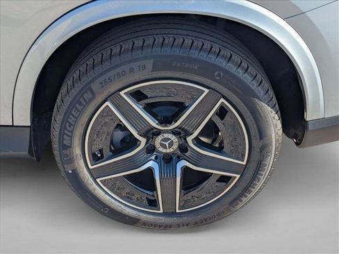 New 2026 Mercedes-Benz GLC 300 image 10