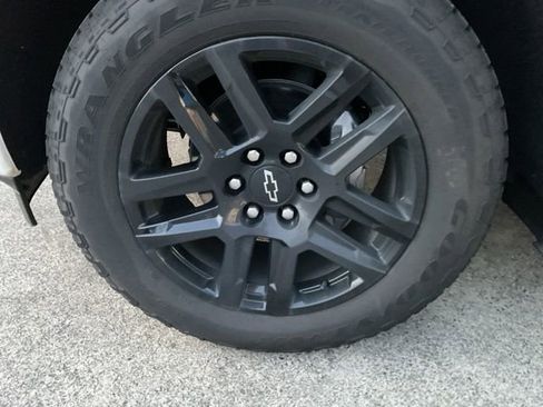 New 2025 Chevrolet Silverado 1500 Custom w/ Turbomax Blackout Package image 12