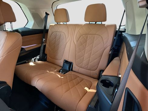 Certified 2024 BMW X7 xDrive40i image 29