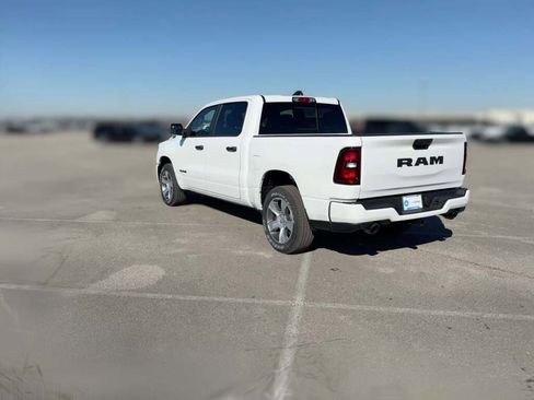 New 2026 RAM 1500 Express image 8