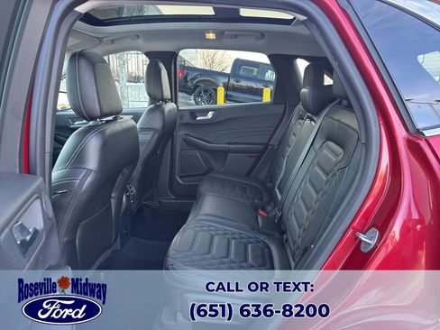 Used 2023 Ford Escape Platinum w/ Premium Technology Package image 31