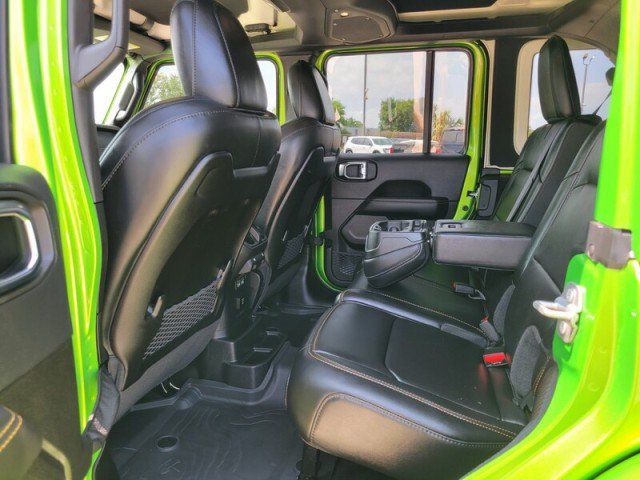 Used 2025 Jeep Wrangler Unlimited Rubicon 392 AWD/4WD image 30