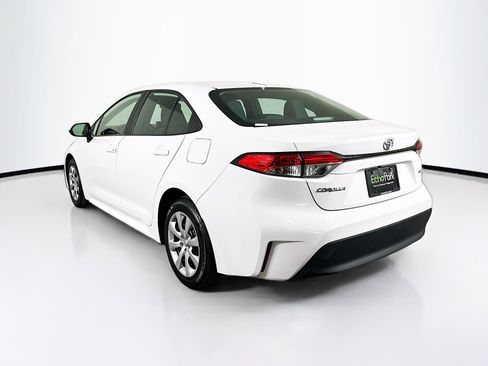 Used 2024 Toyota Corolla LE image 5