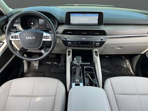 Used 2022 Kia Telluride EX w/ EX Premium Package FWD image 17