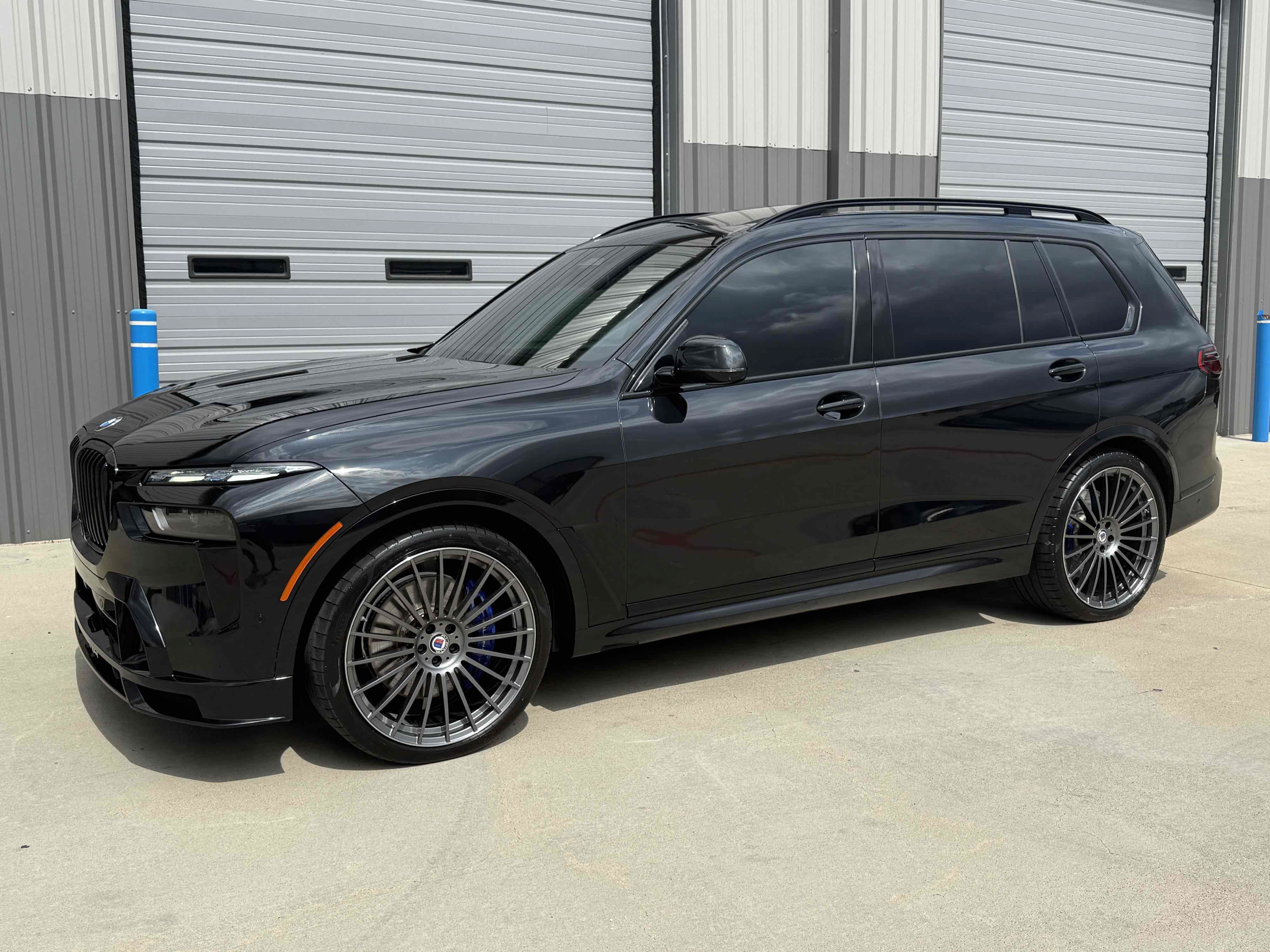 Used 2025 BMW ALPINA XB7 AWD/4WD image 85