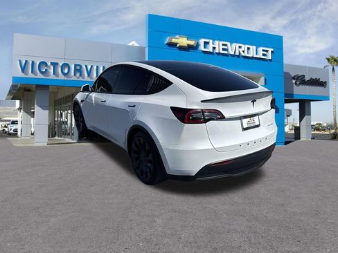 Used 2024 Tesla Model Y Performance AWD/4WD image 14