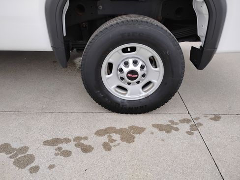 Used 2023 GMC Sierra 2500 Pro w/ Fleet Convenience Package image 23