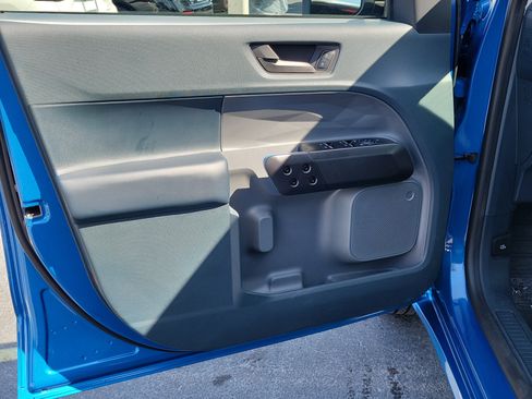 Certified 2025 Ford Maverick Lobo AWD/4WD image 17