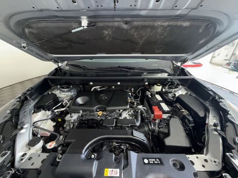 Used 2021 Toyota RAV4 LE AWD/4WD image 26