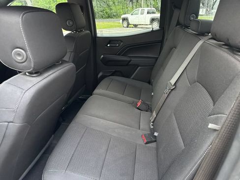Used 2024 Chevrolet Colorado LT AWD/4WD image 22