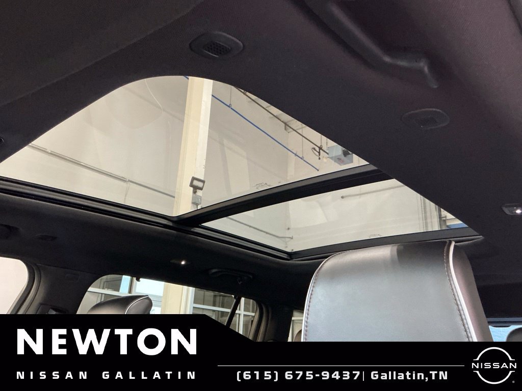 Used 2024 Jeep Grand Cherokee L Summit w/ High Altitude Package AWD/4WD image 11
