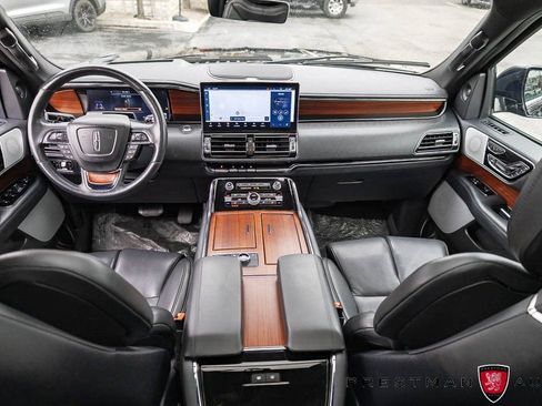 Used 2023 Lincoln Navigator Reserve image 45