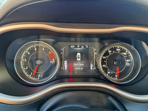 Used 2016 Jeep Cherokee Latitude image 19