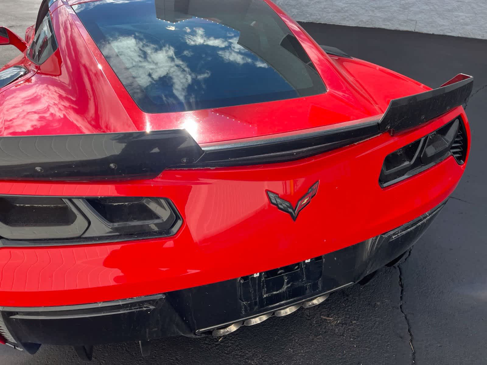 Used 2016 Chevrolet Corvette Z06 w/ 2LZ Preferred Equipment Group RWD image 10