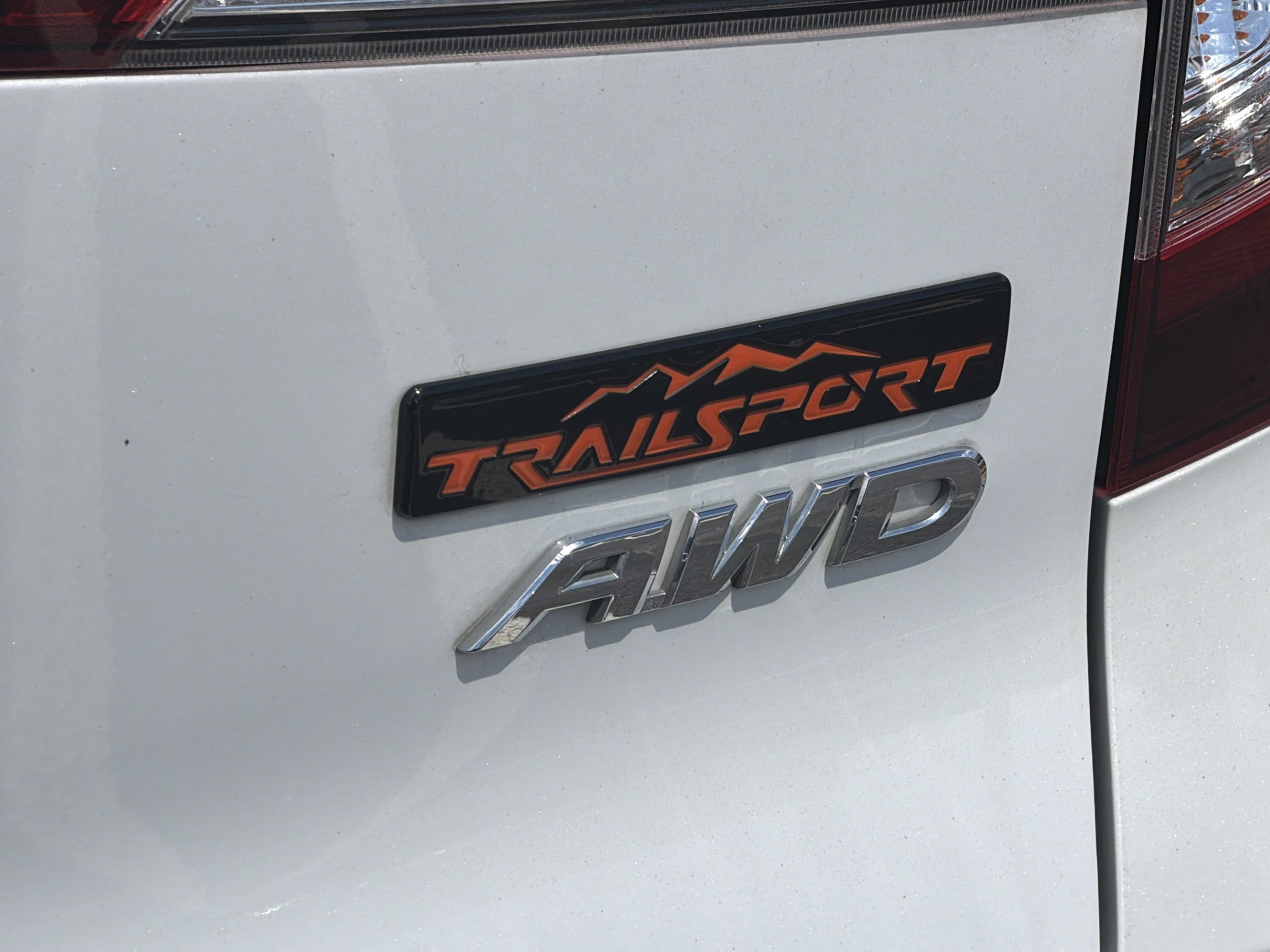 Used 2022 Honda Pilot TrailSport image 27