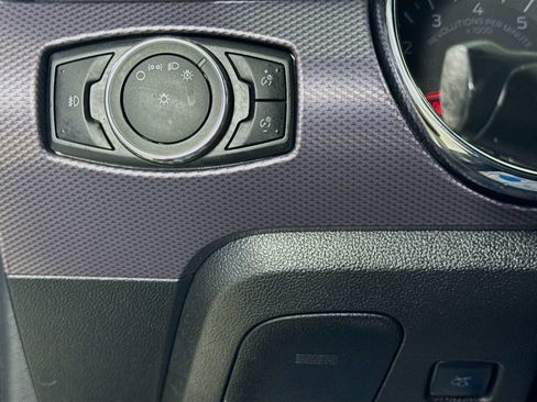Used 2016 Ford Mustang GT RWD image 11