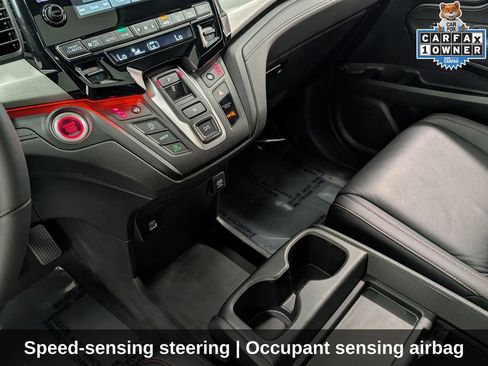 Certified 2024 Honda Odyssey Sport image 18