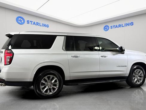 Used 2021 Chevrolet Suburban Premier w/ Premium Package RWD image 10