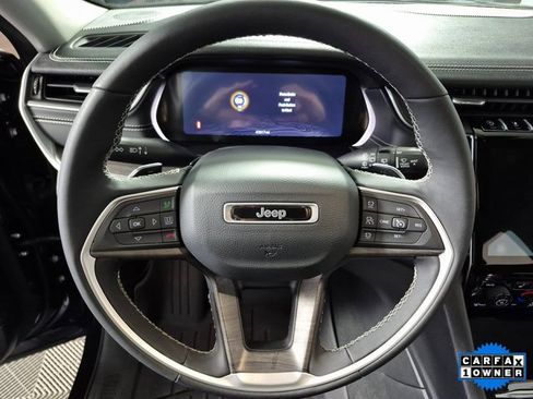 Used 2024 Jeep Grand Cherokee L Limited w/ Black Appearance Package image 11