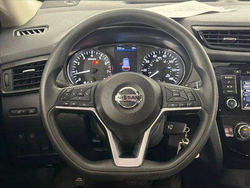Used 2020 Nissan Rogue S FWD image 23