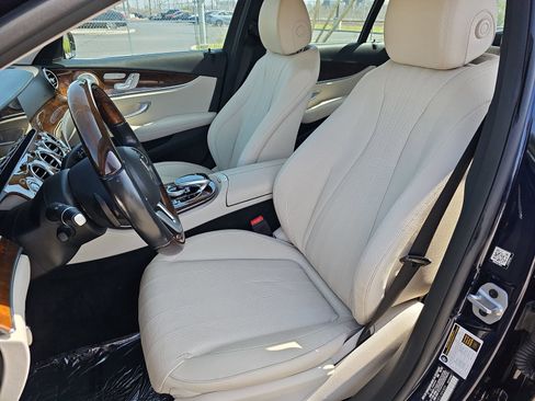 Used 2020 Mercedes-Benz E 350 Sedan image 15
