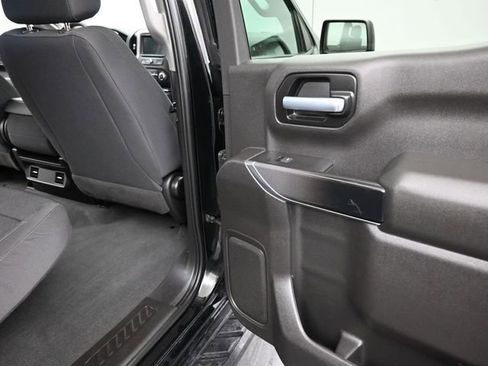 Used 2021 Chevrolet Silverado 1500 Custom Trail Boss w/ Midnight Edition image 19