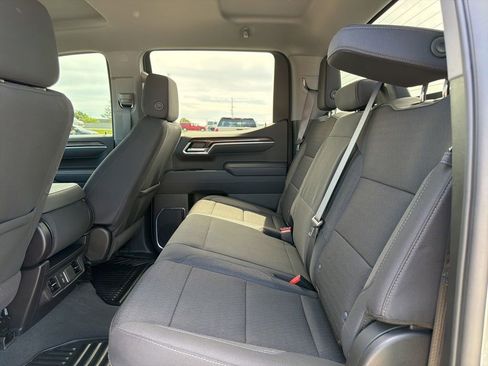 Used 2026 Chevrolet Silverado 1500 LT AWD/4WD image 14