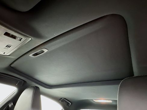 Used 2016 Lexus IS 300 4dr Sdn AWD image 26