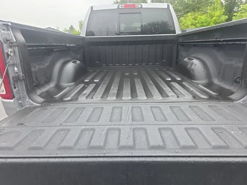 Used 2022 RAM 1500 Big Horn AWD/4WD image 11